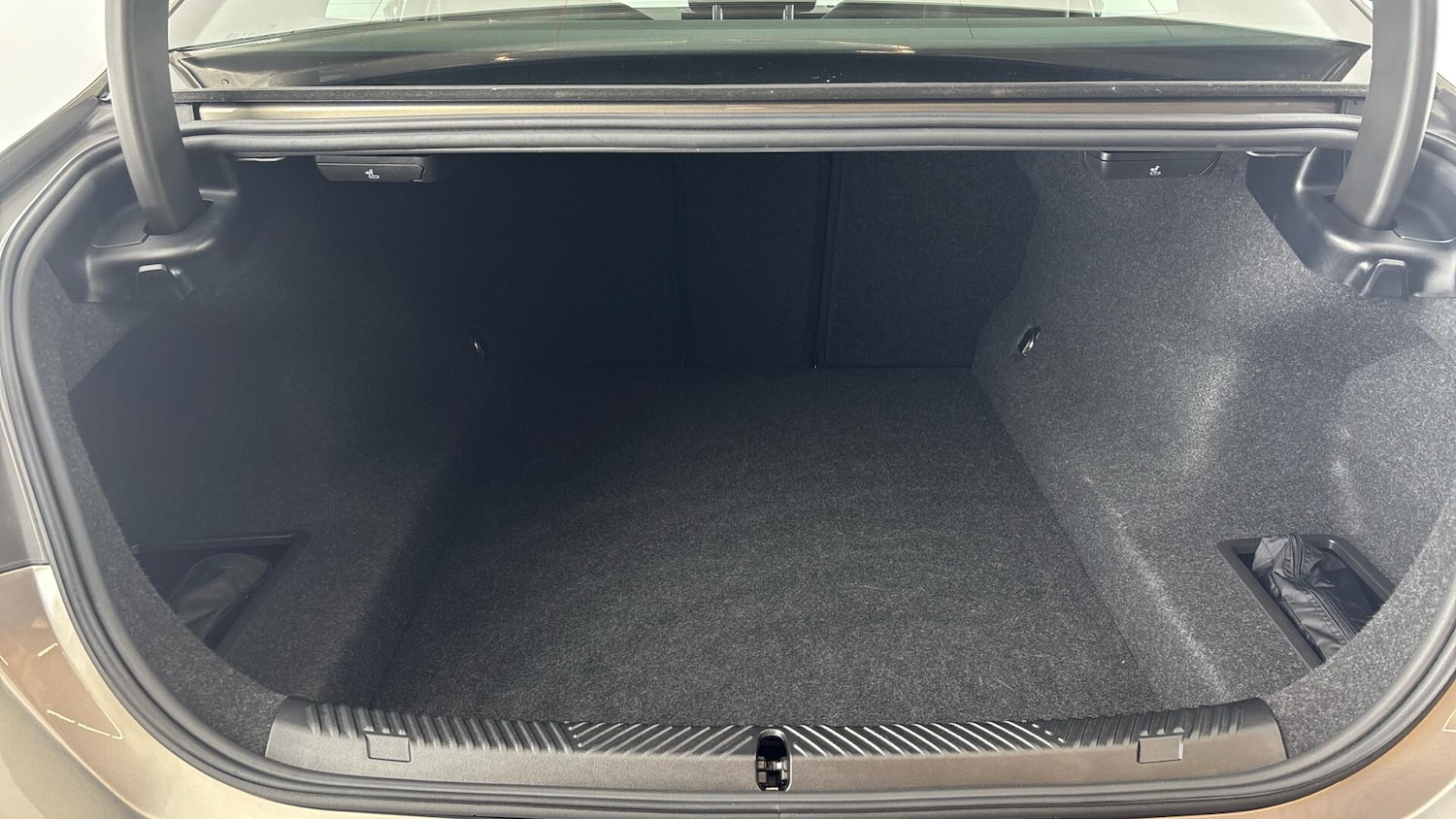 Used BMW 5 Series 2024 for sale - 77066615: Photo 13