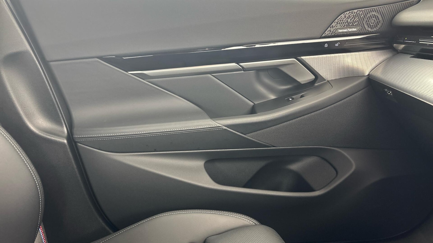 Used BMW 5 Series 2024 for sale - 77066615: Photo 38