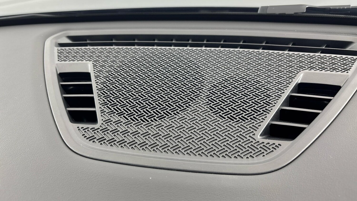 Used BMW iX2 2025 for sale - 76760451: Photo 41