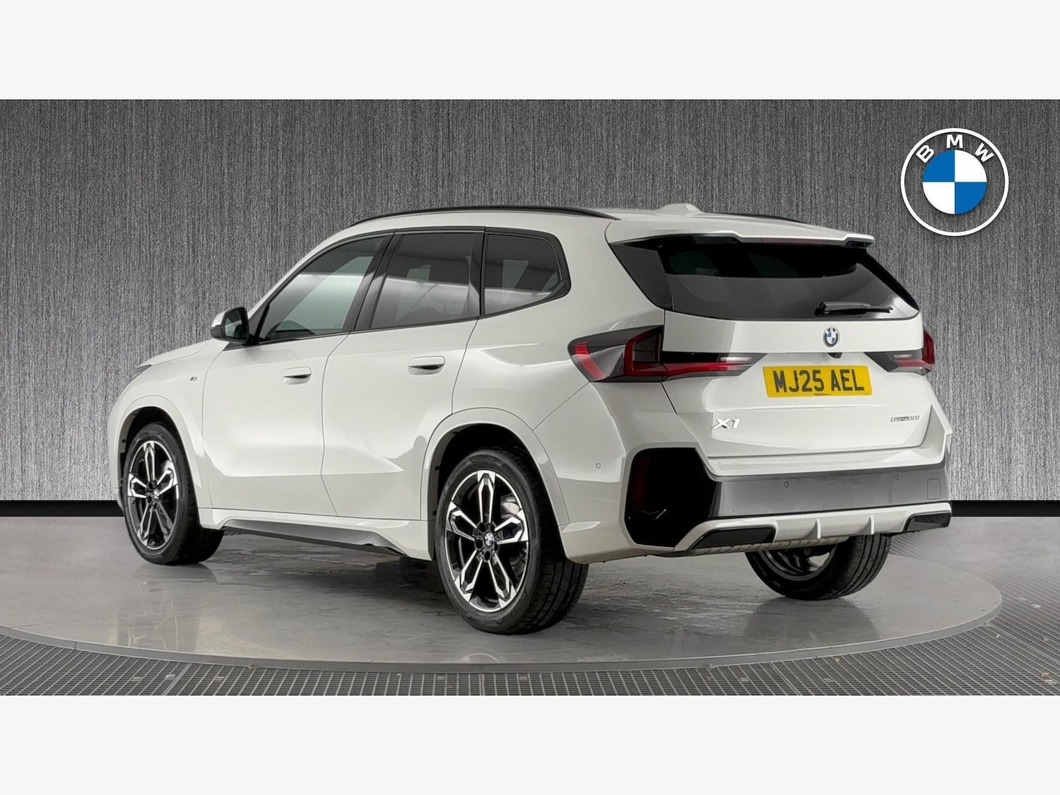 Used BMW X1 2025 for sale - 76760425: Photo 2