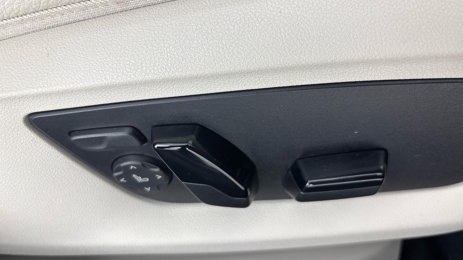 Used BMW 5 Series 2022 for sale - 76952897: Photo 29