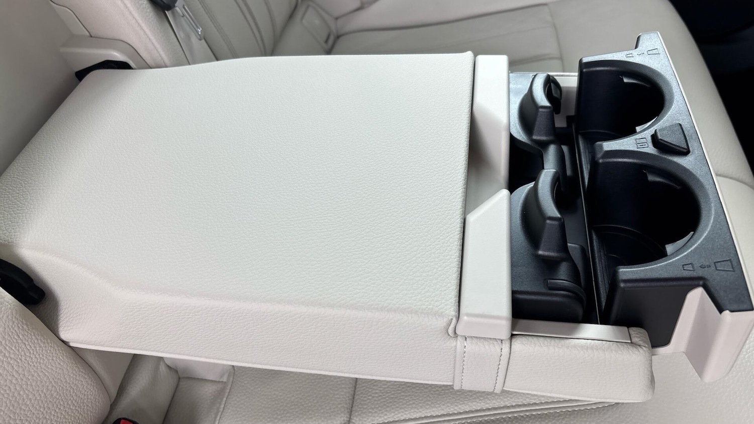 Used BMW 5 Series 2022 for sale - 76952897: Photo 32