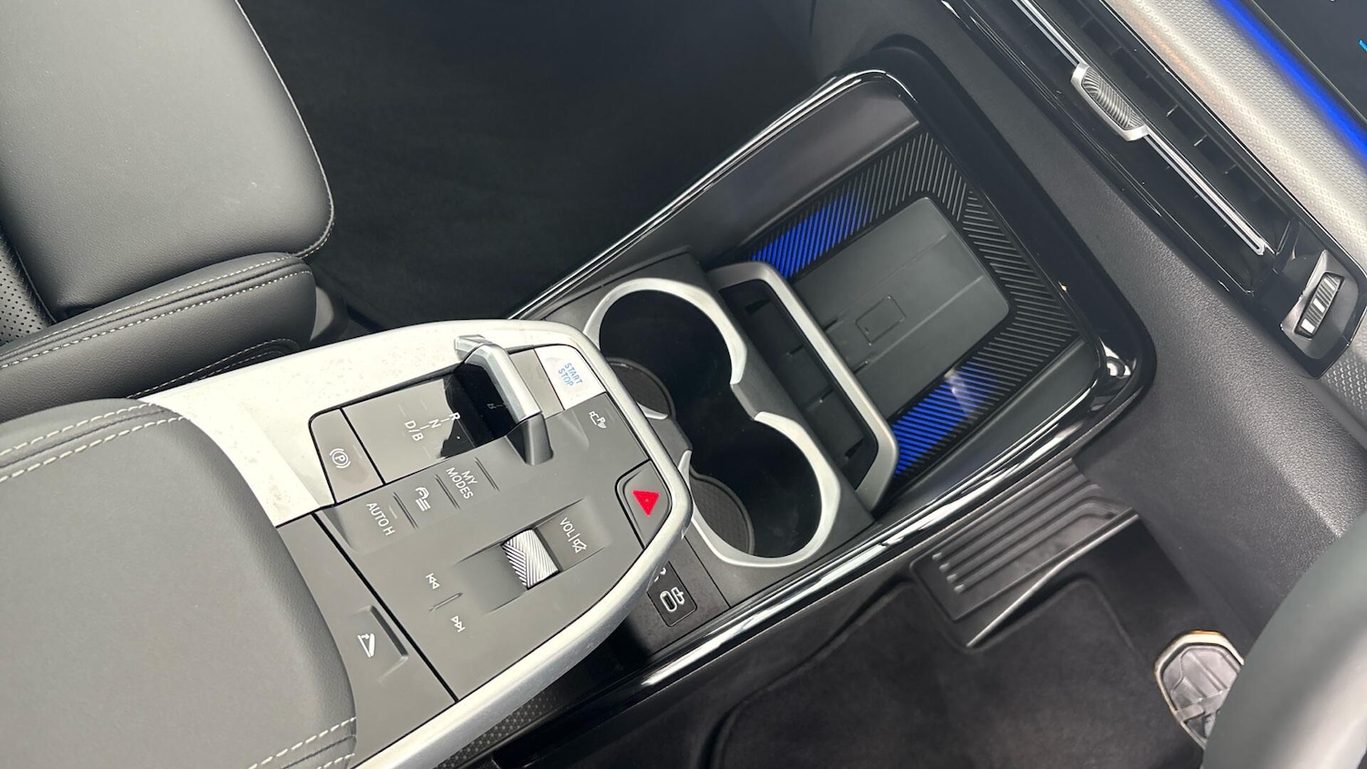 Used BMW iX1 2025 for sale - 77203935: Photo 10