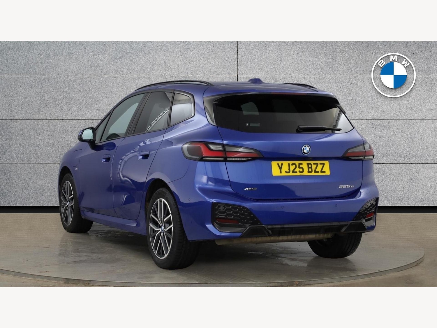 Used BMW 2 Series 2025 for sale - 77253809: Photo 2