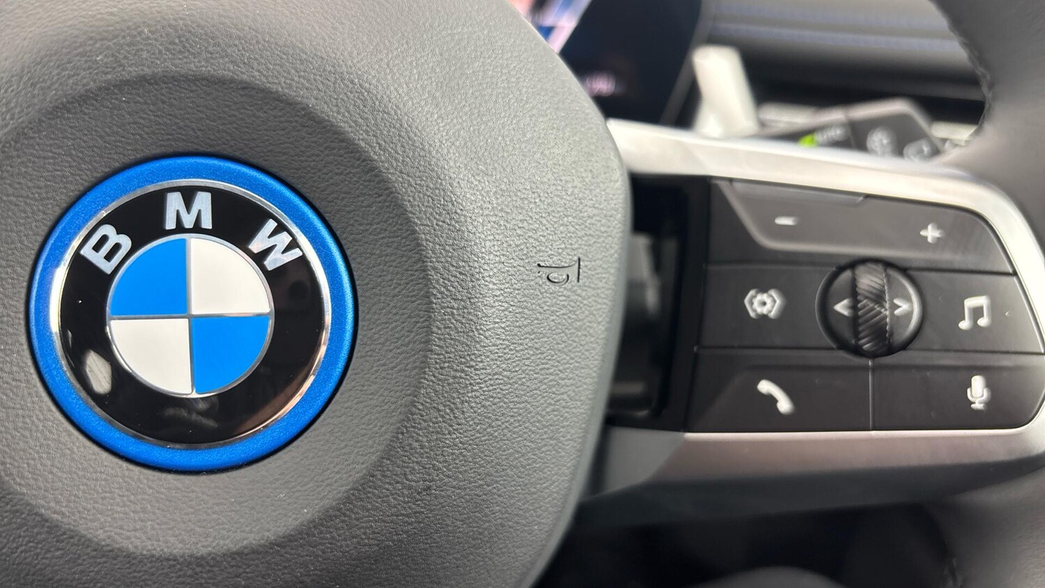 Used BMW iX1 2025 for sale - 76913018: Photo 18