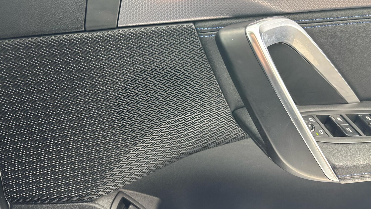 Used BMW iX1 2025 for sale - 76913018: Photo 20