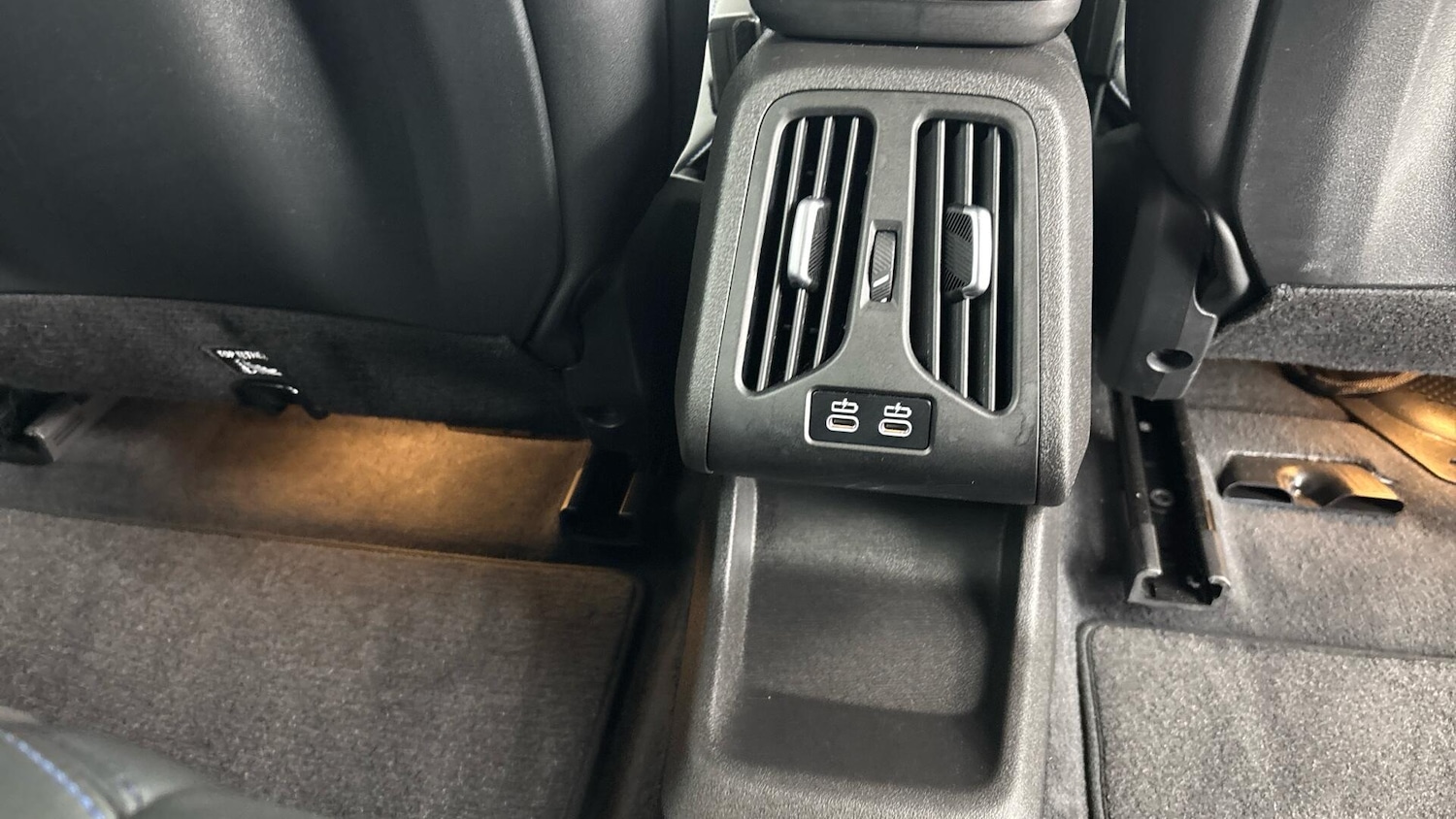 Used BMW iX1 2025 for sale - 76913018: Photo 31