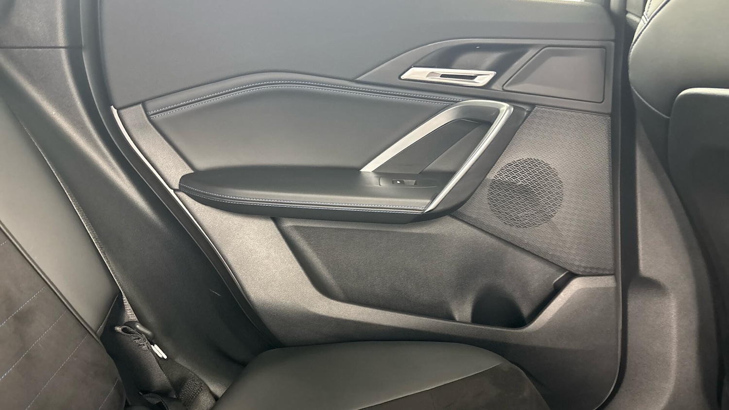 Used BMW iX1 2025 for sale - 76913018: Photo 32