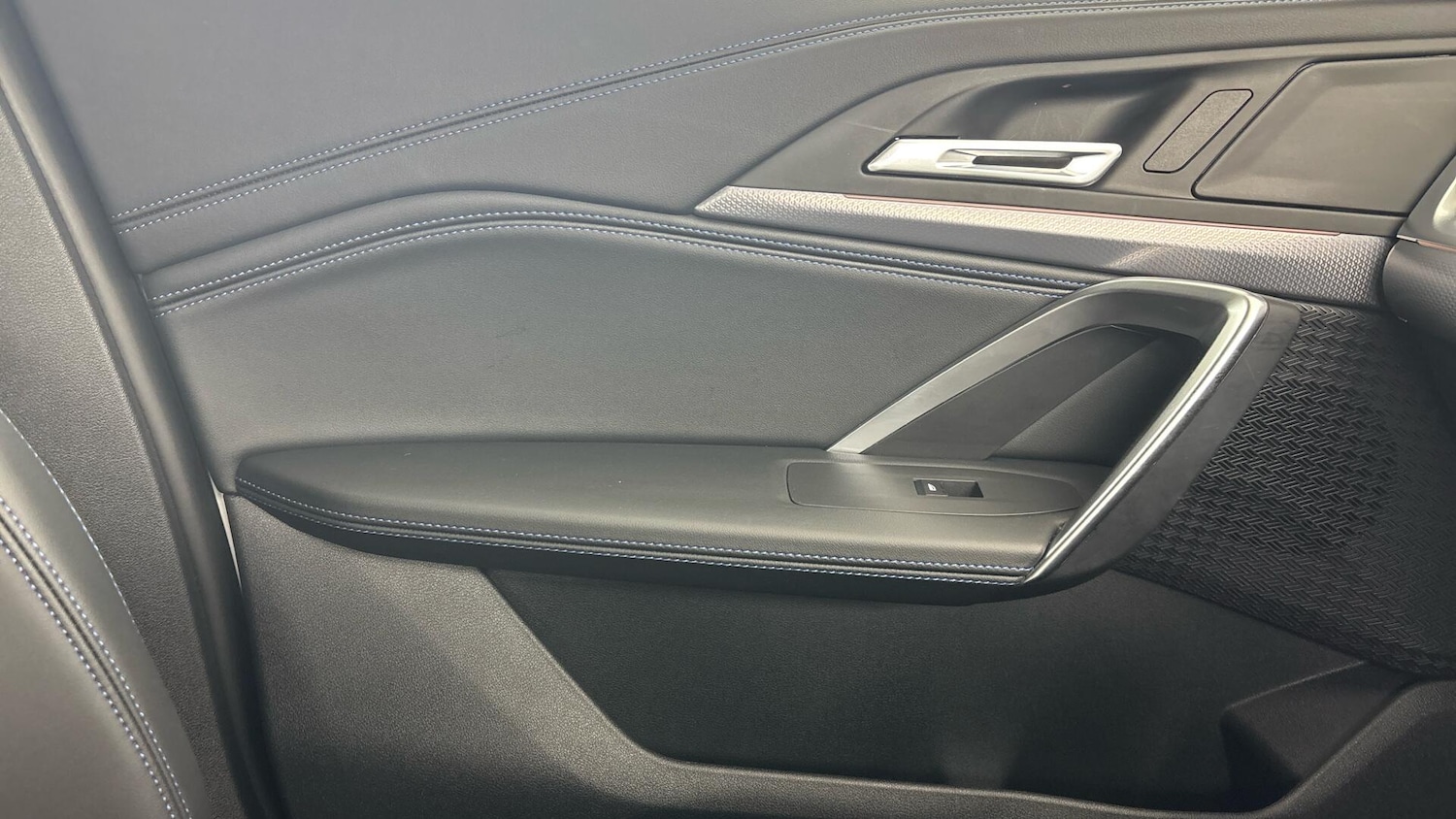 Used BMW iX1 2025 for sale - 76913018: Photo 35