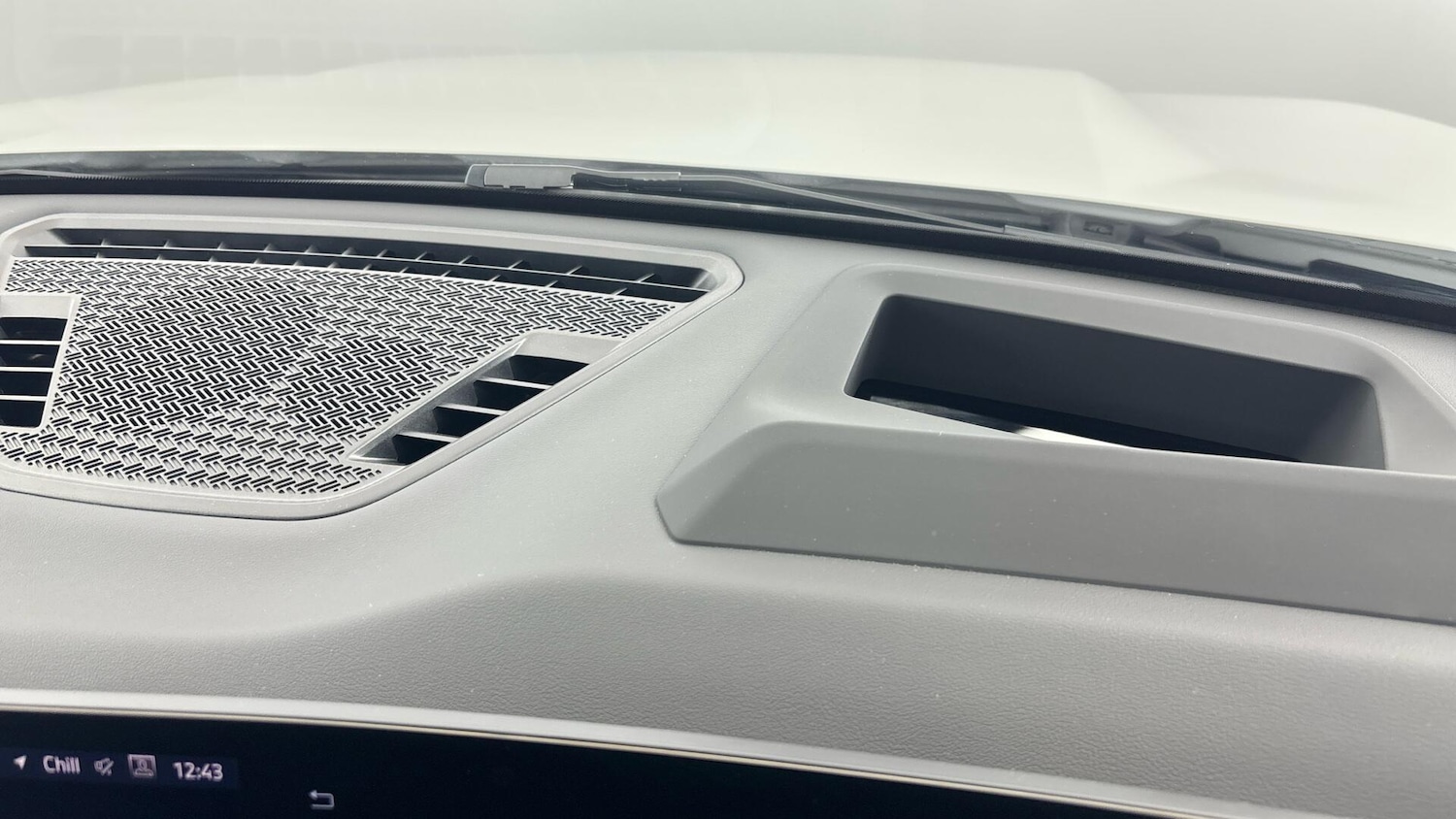 Used BMW iX1 2025 for sale - 76913018: Photo 42