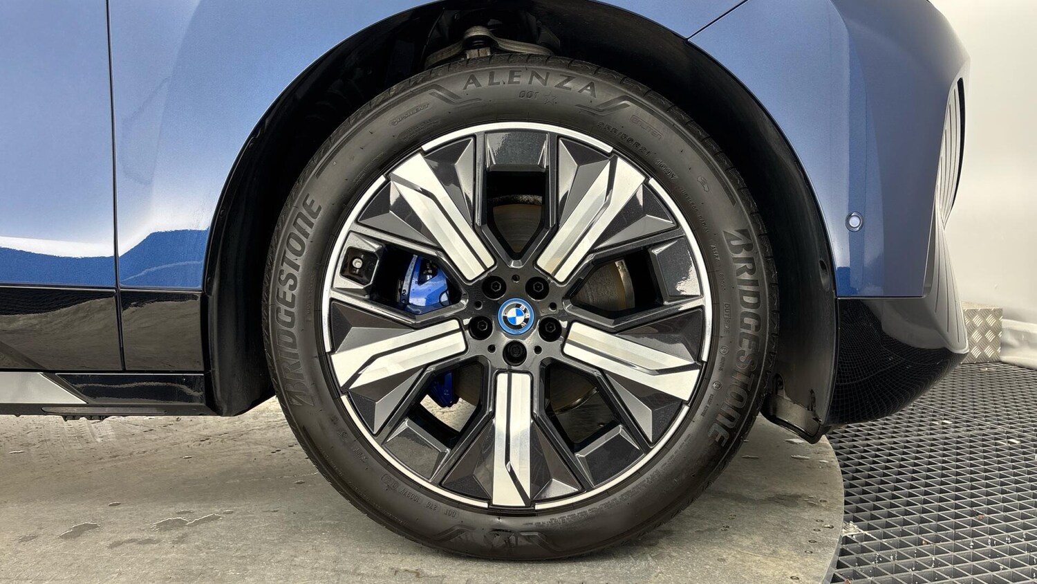 Used BMW iX 2022 for sale - 77155552: Photo 14