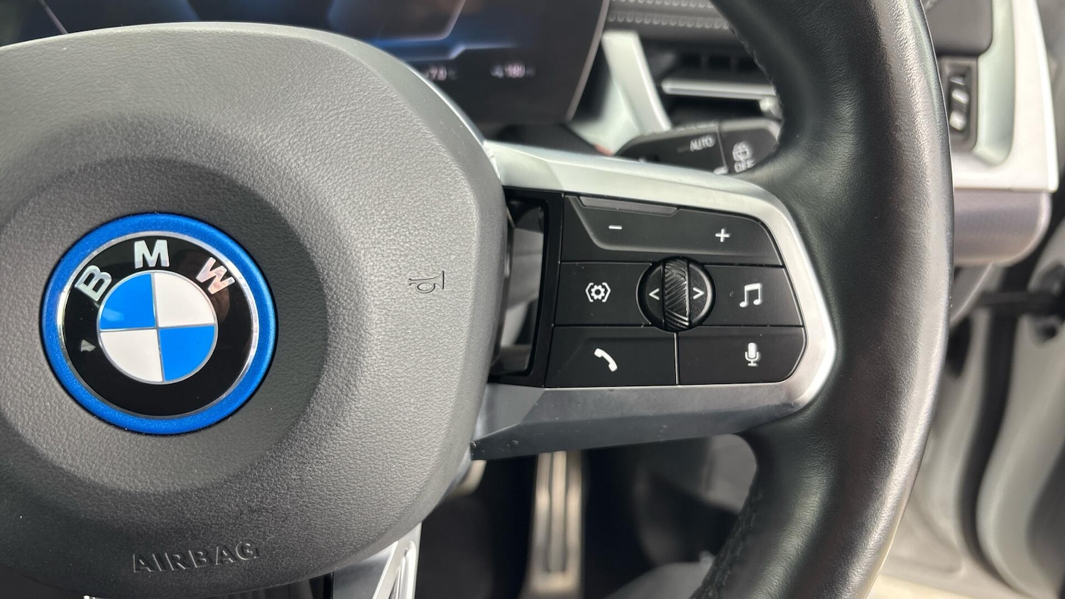 Used BMW iX1 2023 for sale - 77331944: Photo 18