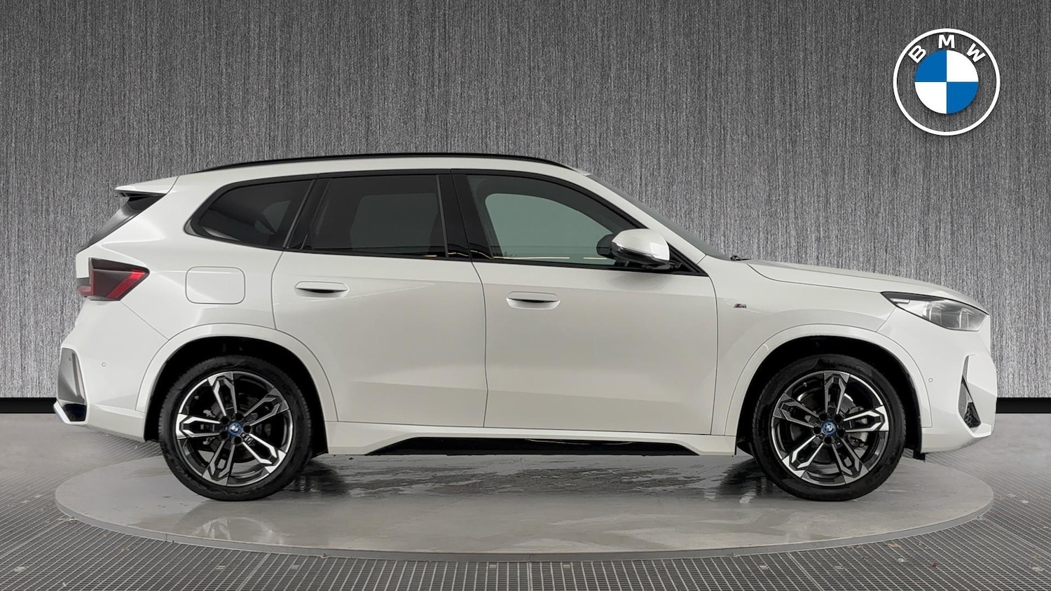 Used BMW iX1 2023 for sale - 77331944: Photo 3