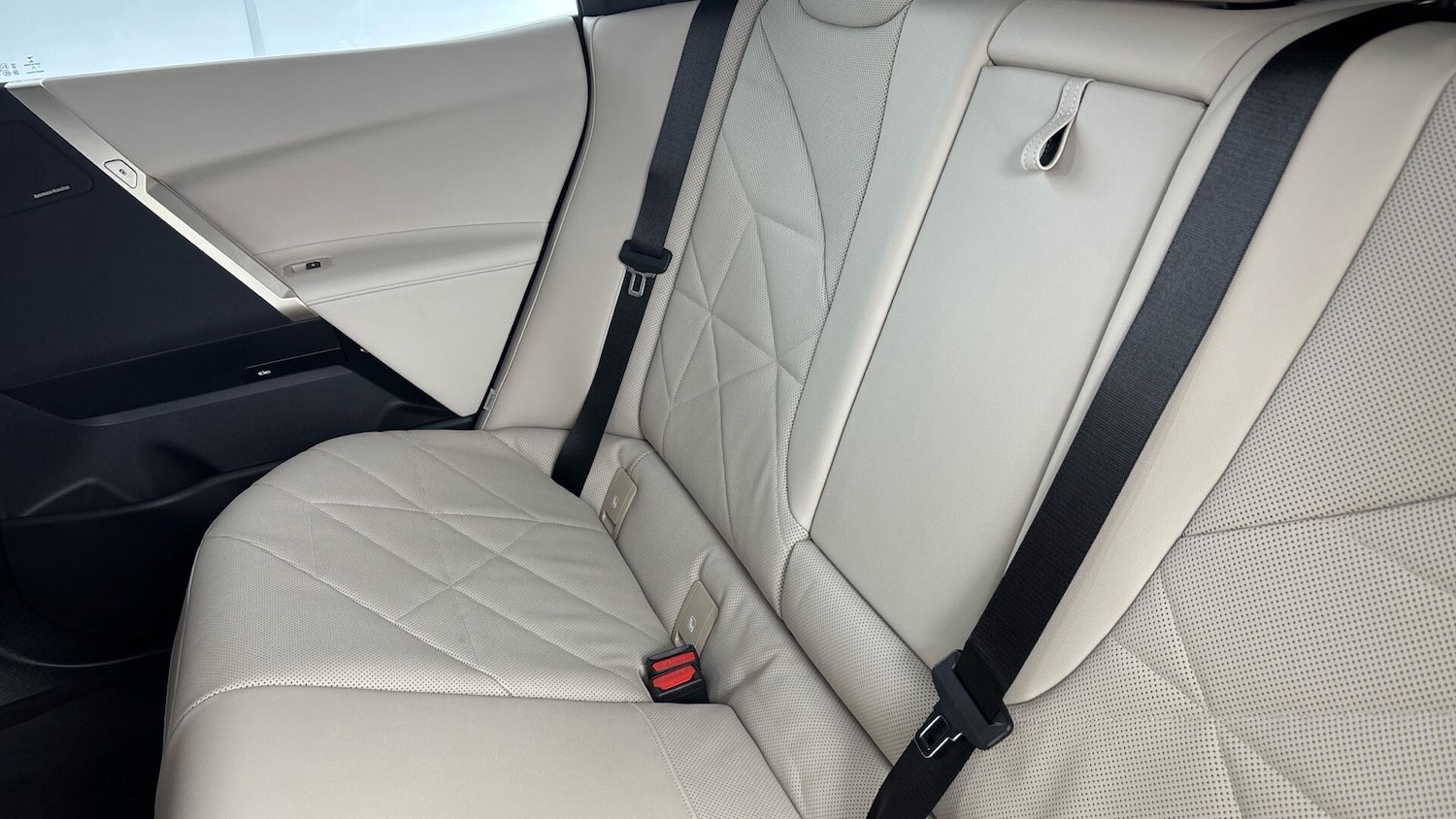 Used BMW iX 2022 for sale - 76760057: Photo 12