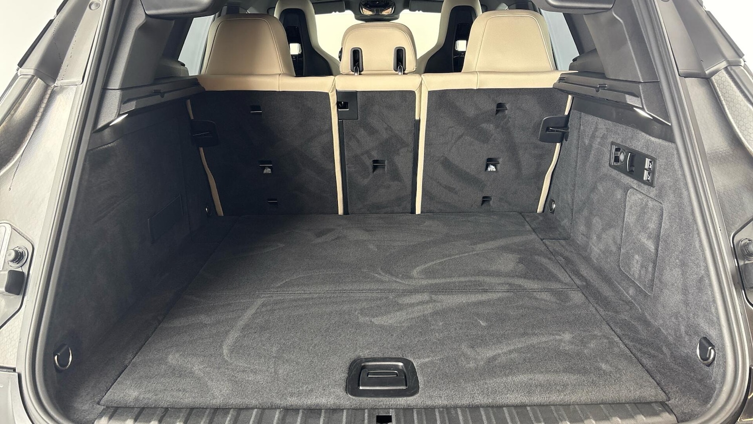 Used BMW iX 2022 for sale - 76760057: Photo 13