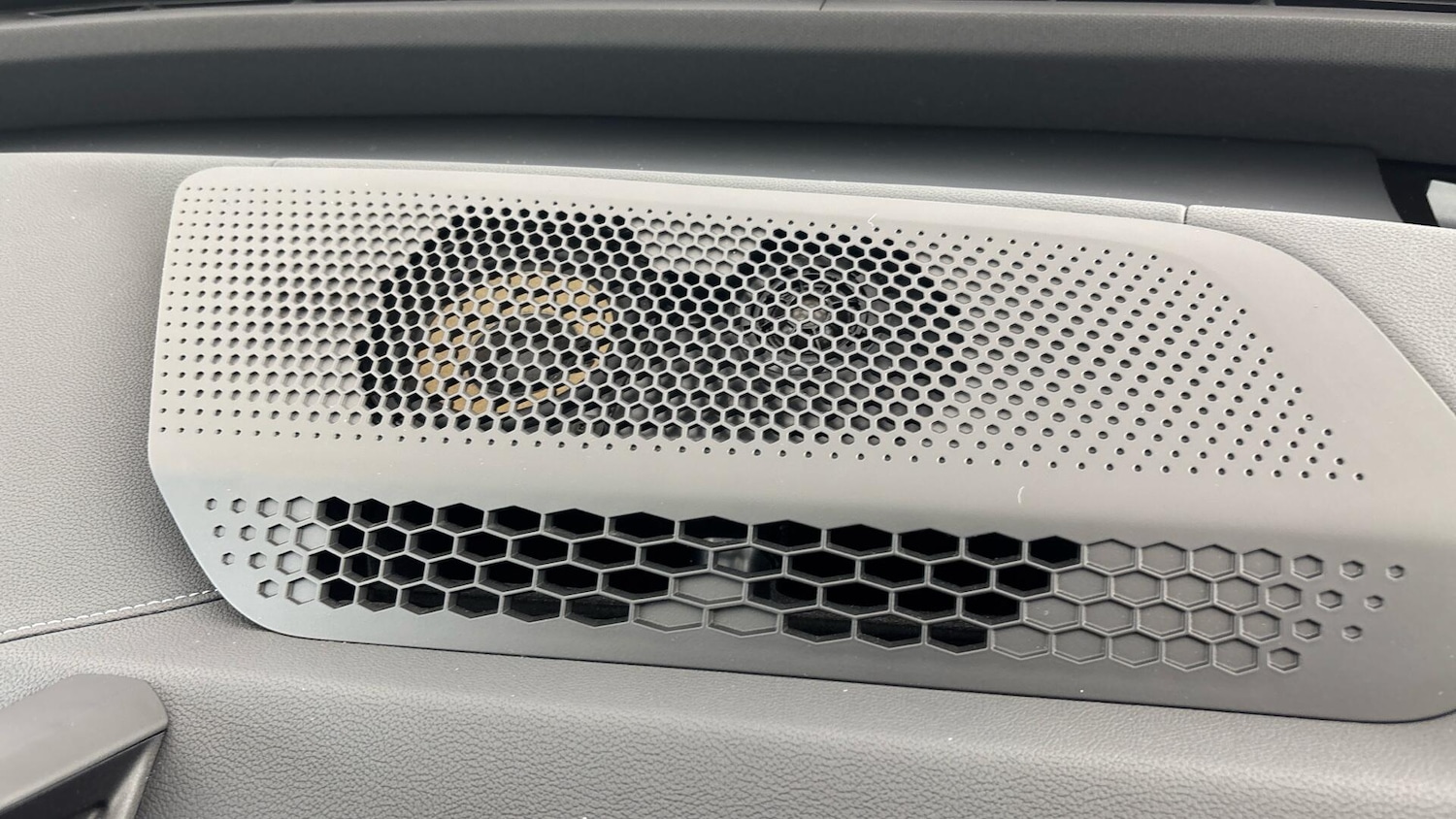 Used BMW iX 2022 for sale - 76760057: Photo 42