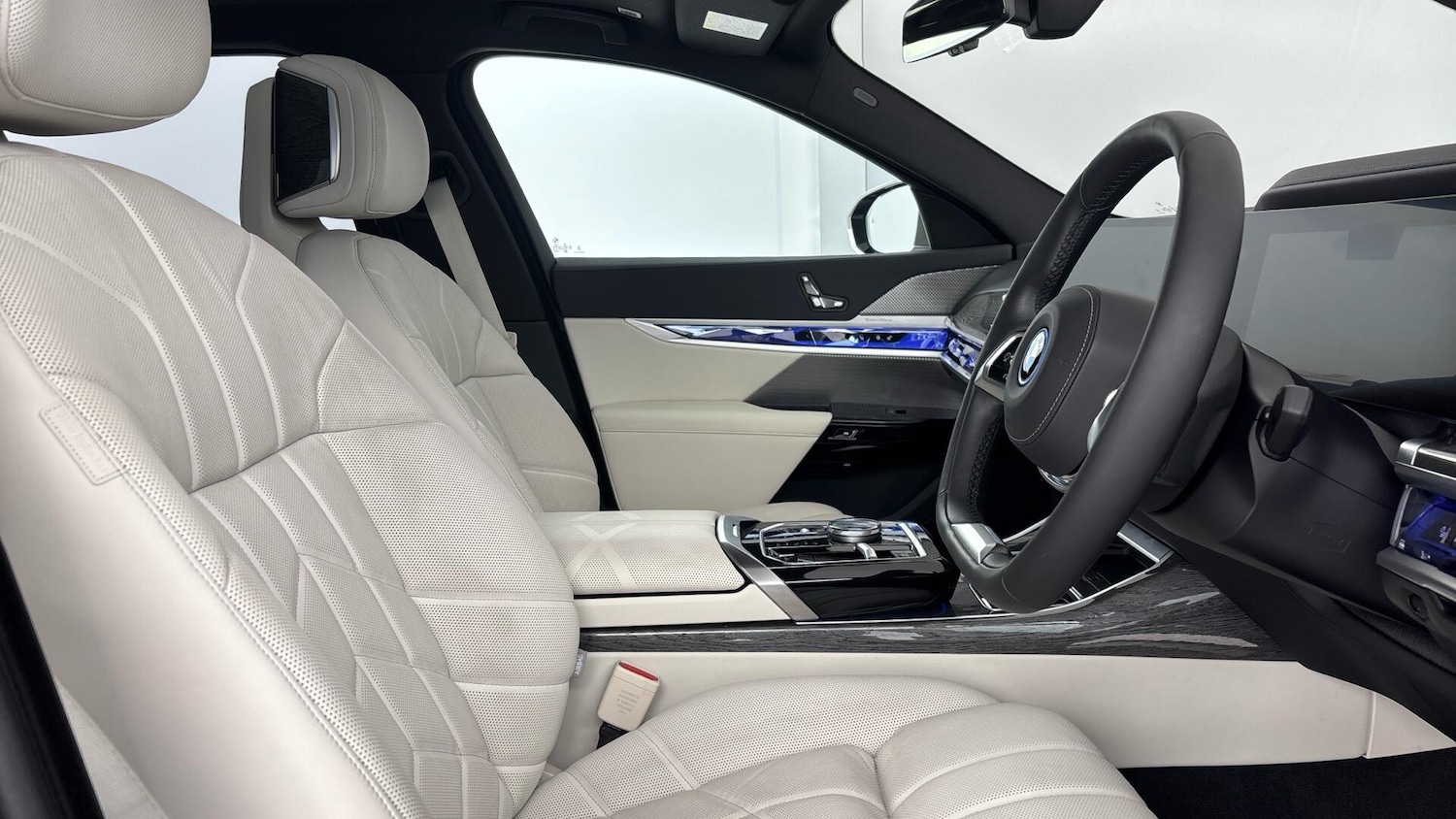 Used BMW i7 2025 for sale - 77969614: Photo 11