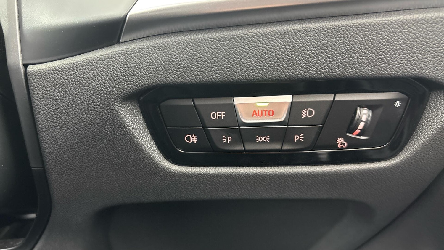 Used BMW 4 Series 2024 for sale - 76760157: Photo 32