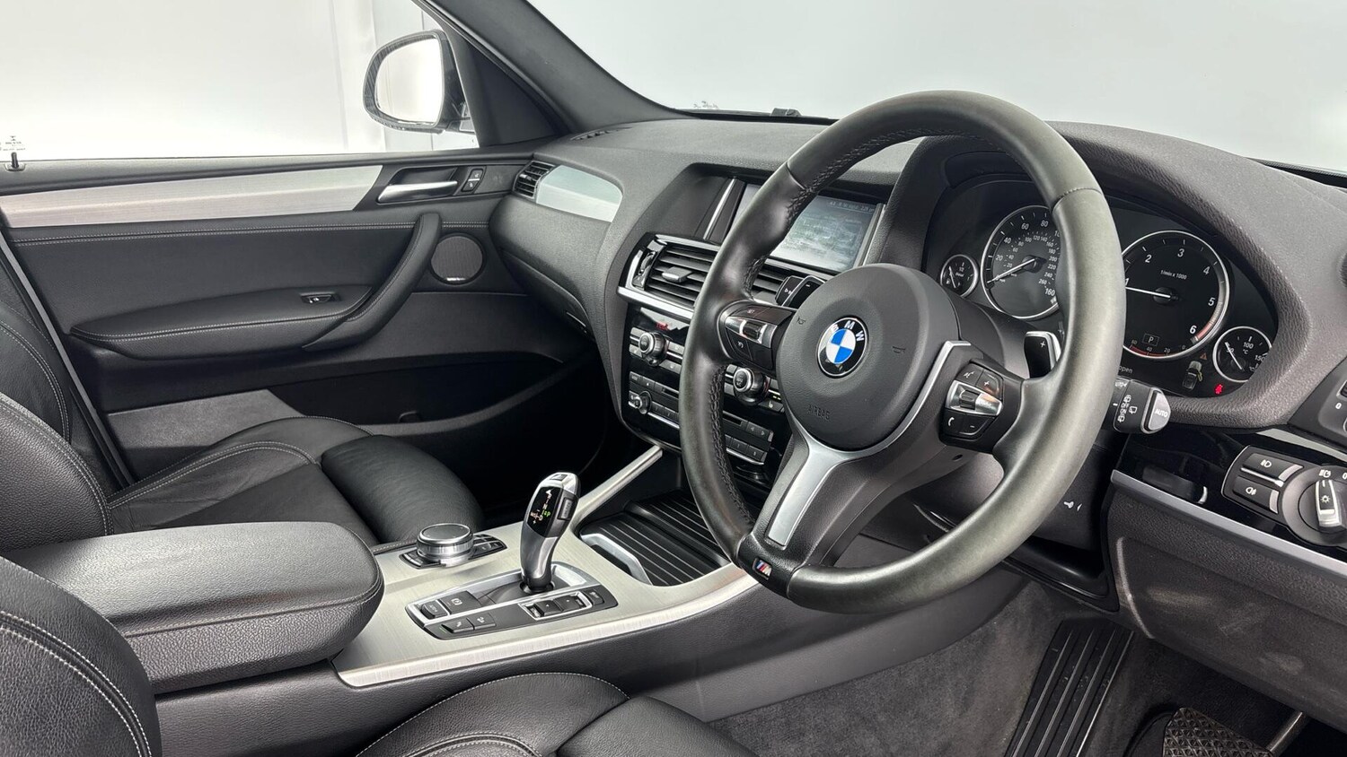 Used BMW X3 2017 for sale - 76760438: Photo 6