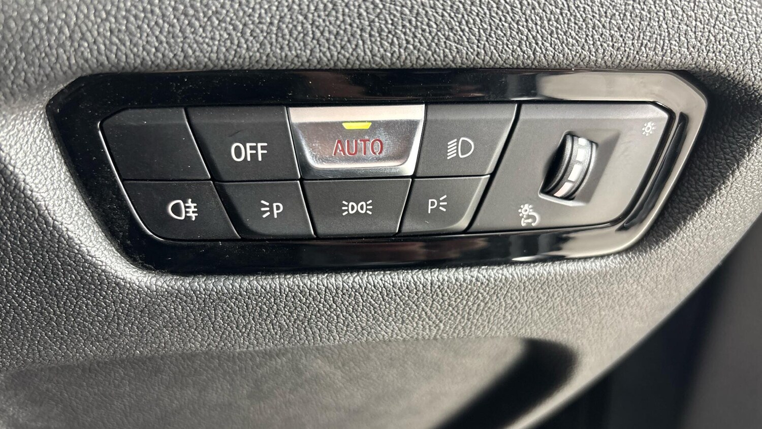 Used BMW i4 2025 for sale - 76760189: Photo 38