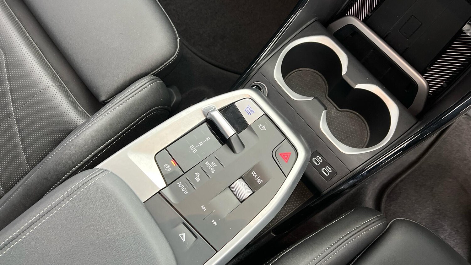 Used BMW iX1 2025 for sale - 77253878: Photo 10