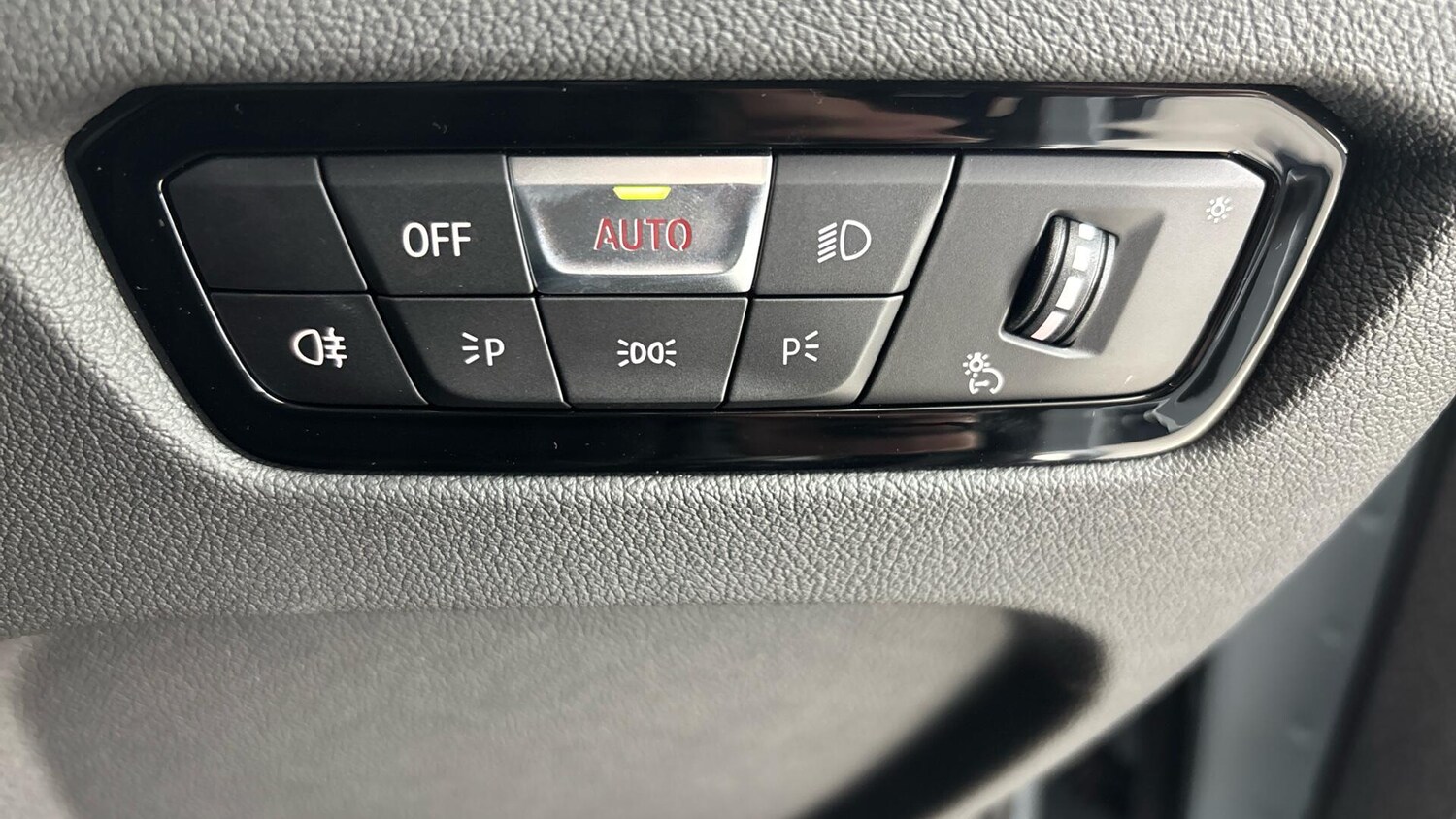 Used BMW 3 Series 2025 for sale - 77066498: Photo 38