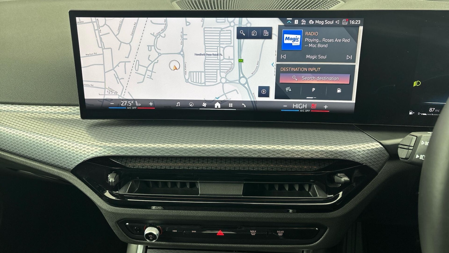 Used BMW 3 Series 2025 for sale - 77066498: Photo 8