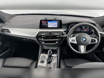 Used BMW 6 Series 2020 for sale - 76760262: Photo