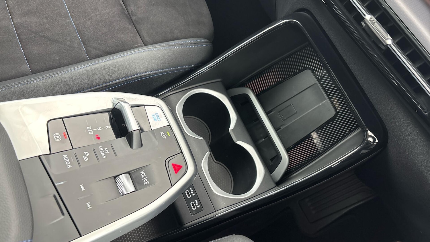 Used BMW iX1 2023 for sale - 77670539: Photo 10