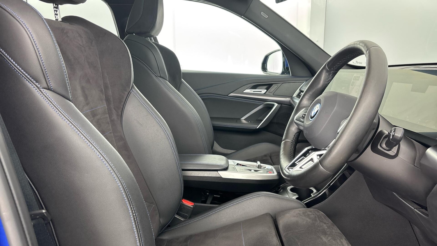 Used BMW iX1 2023 for sale - 77670539: Photo 11