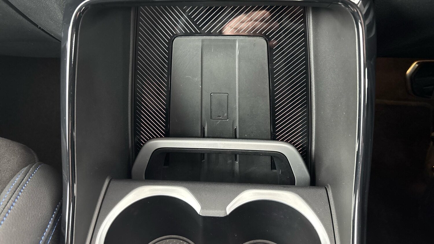 Used BMW iX1 2023 for sale - 77670539: Photo 32