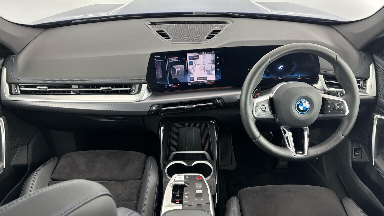 Used BMW iX1 2023 for sale - 77670539: Photo 4