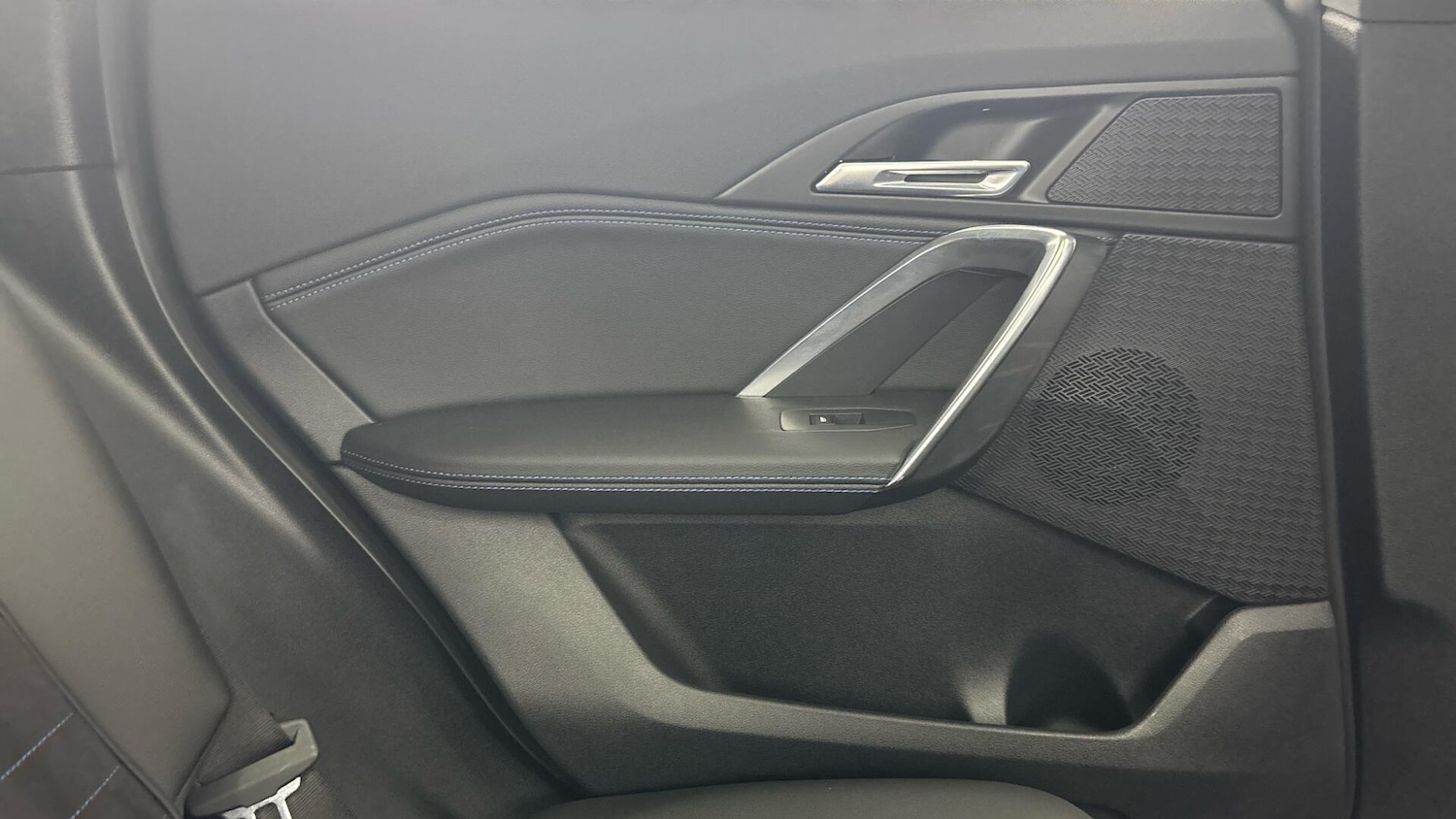 Used BMW iX1 2023 for sale - 77670539: Photo 42