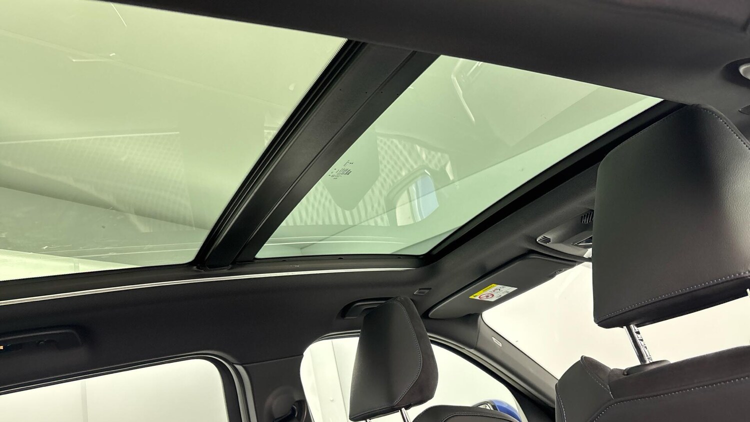 Used BMW iX1 2023 for sale - 77670539: Photo 46