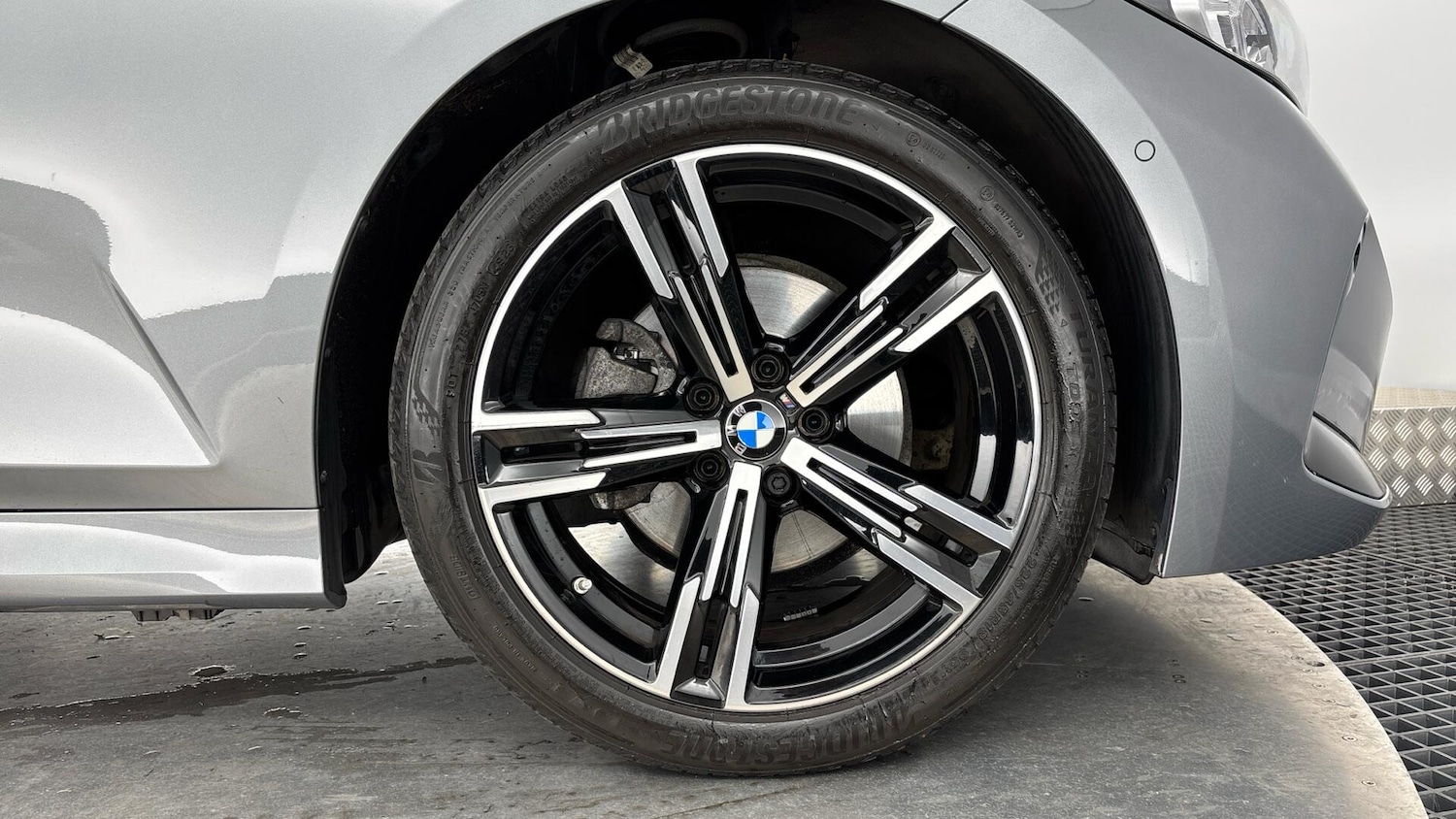 Used BMW 3 Series 2024 for sale - 76760358: Photo 14