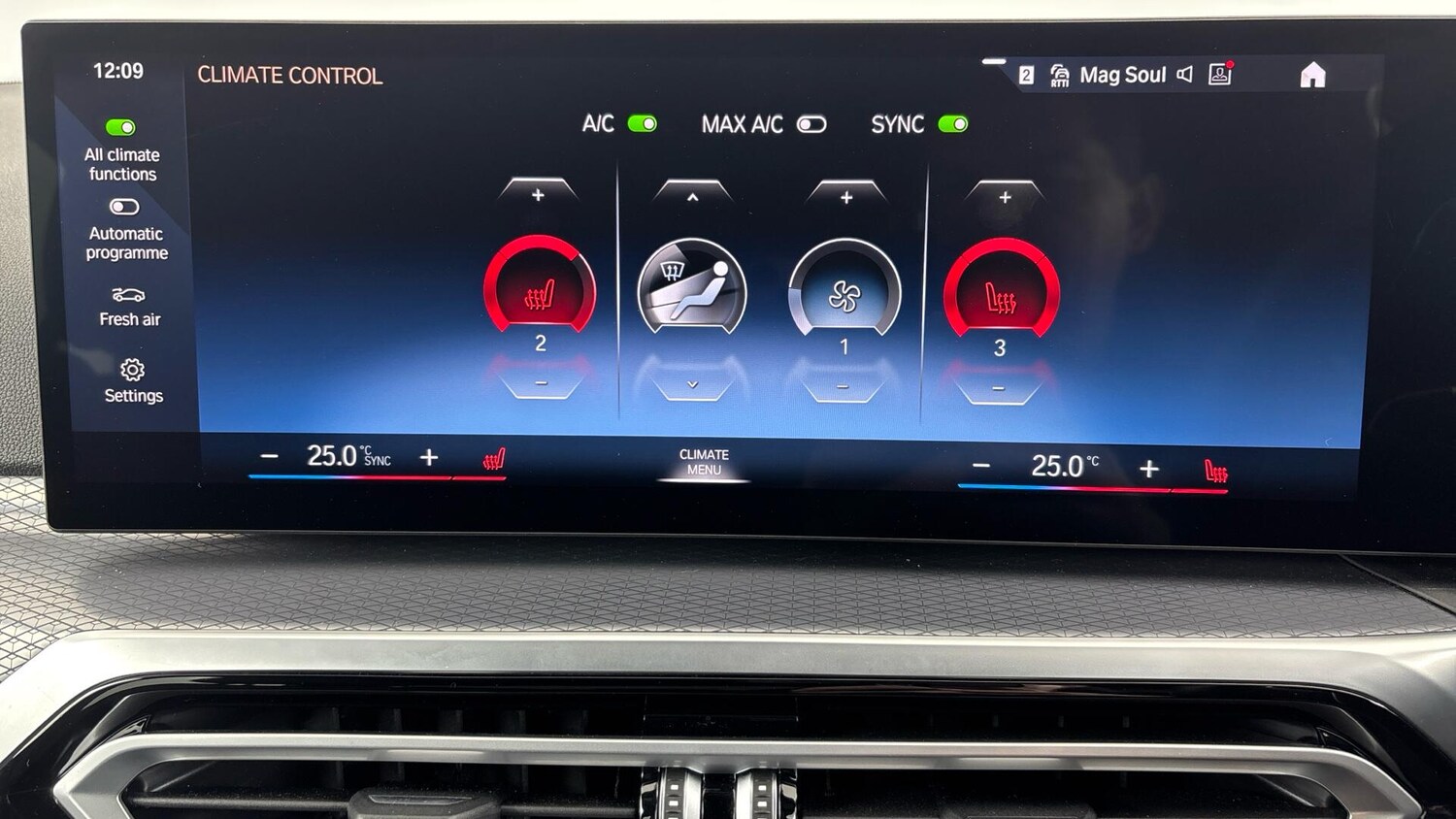 Used BMW 3 Series 2024 for sale - 76760358: Photo 29