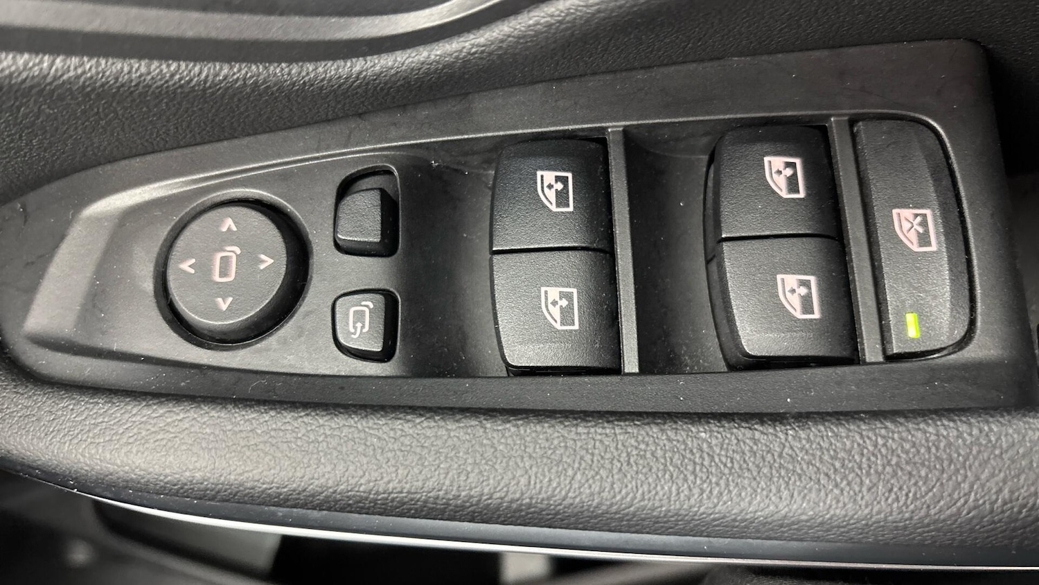 Used BMW 3 Series 2024 for sale - 76760358: Photo 35