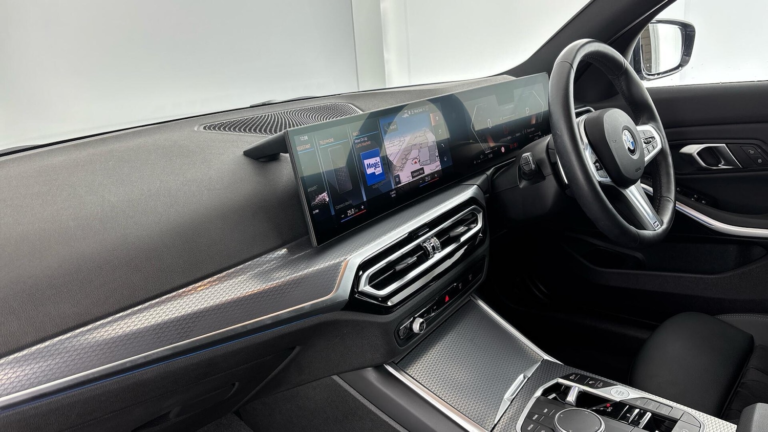 Used BMW 3 Series 2024 for sale - 76760358: Photo 7