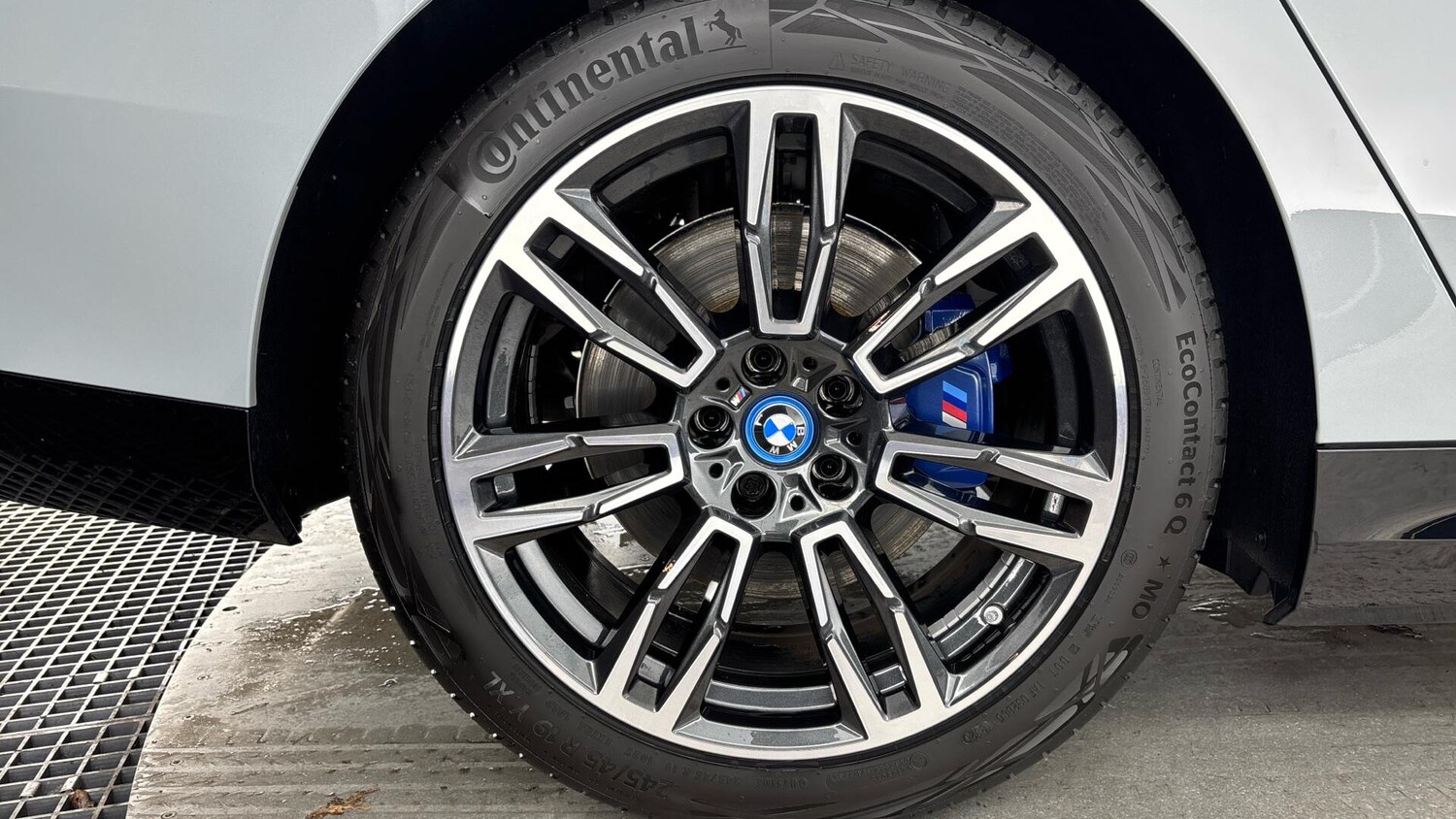 Used BMW 5 Series 2025 for sale - 77598104: Photo 25