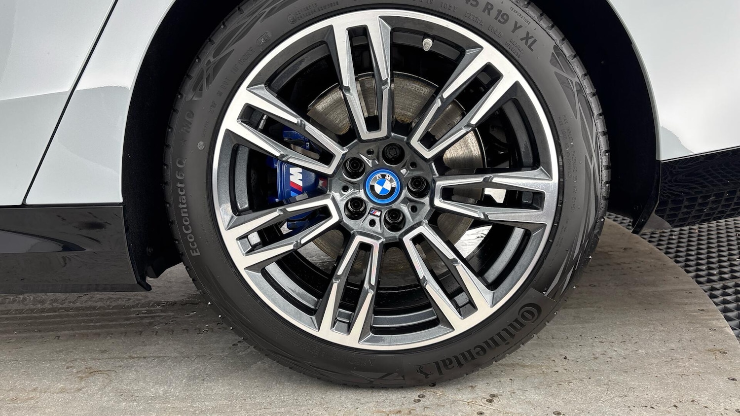 Used BMW 5 Series 2025 for sale - 77598104: Photo 31