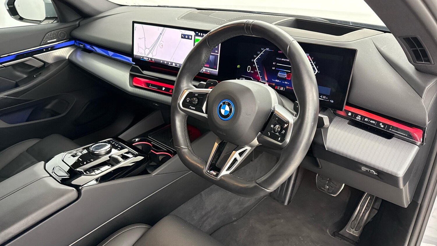 Used BMW 5 Series 2025 for sale - 77598104: Photo 6