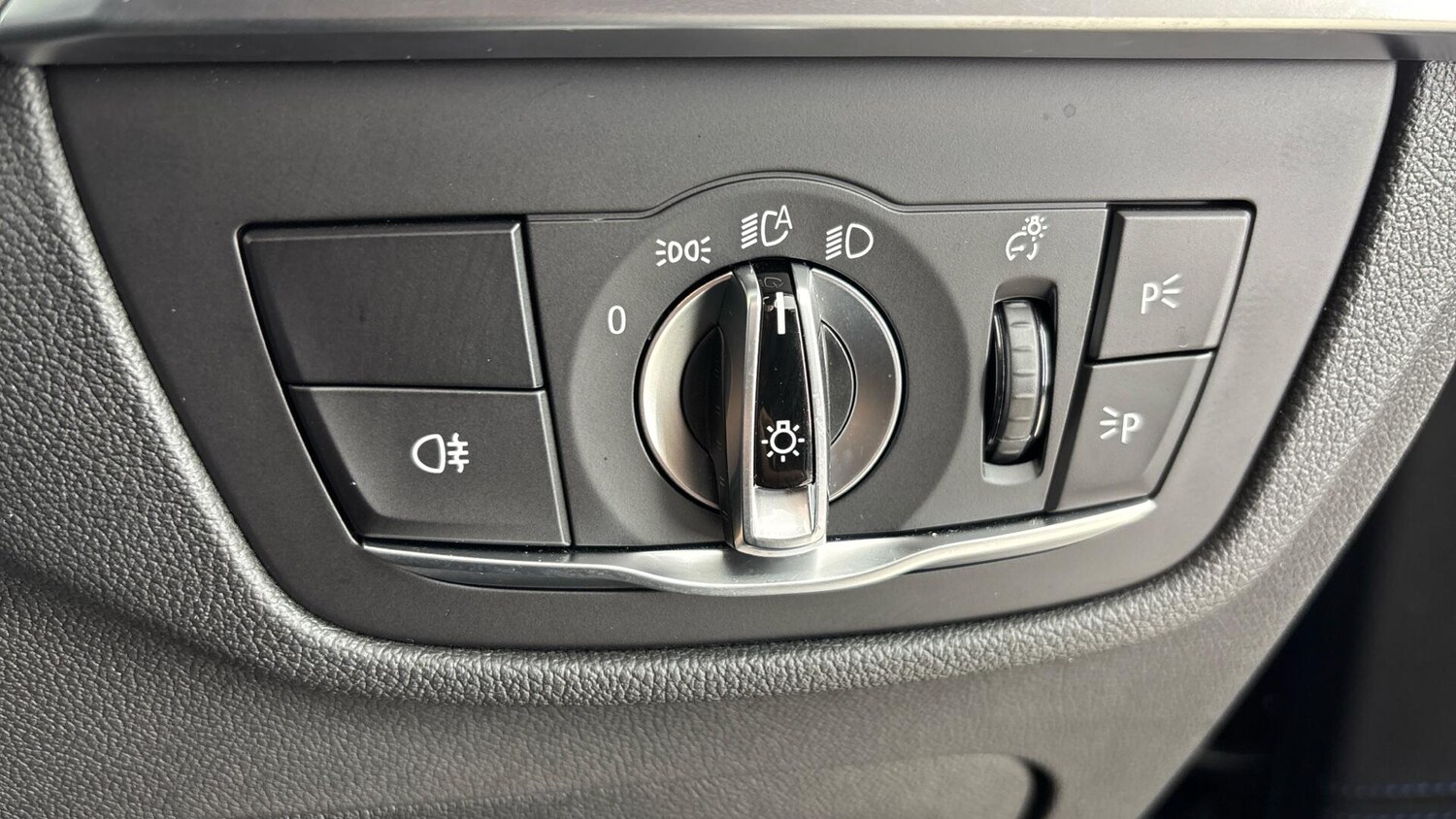 Used BMW iX3 2025 for sale - 76760175: Photo 40