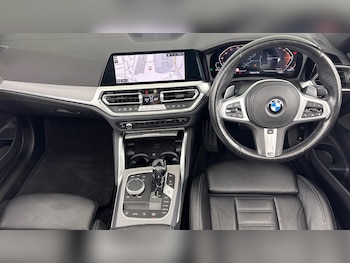 Used BMW 4 Series 2021 for sale - 76760395: Photo