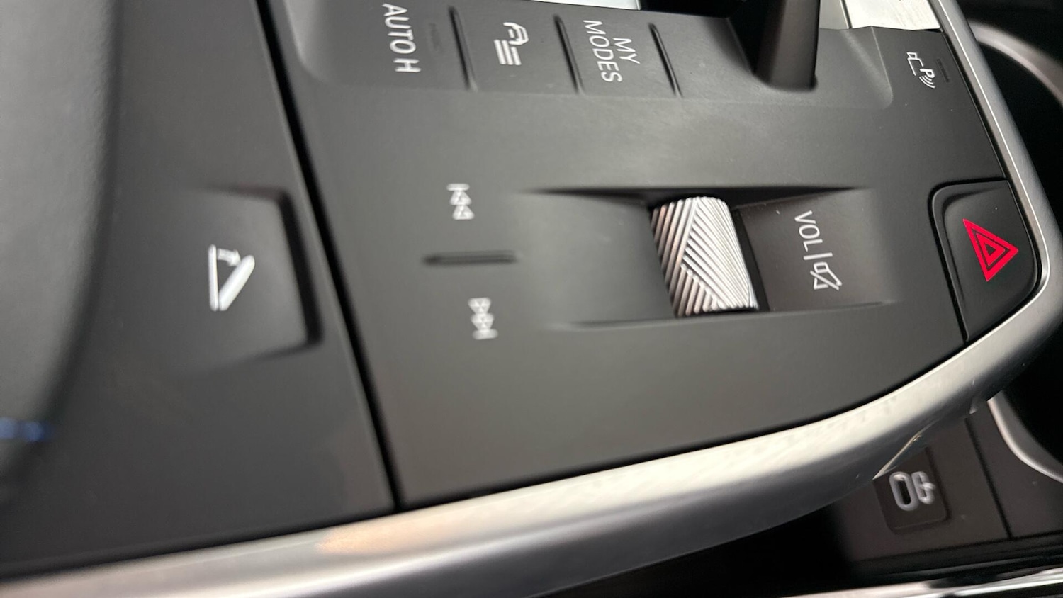 Used BMW iX2 2025 for sale - 77722805: Photo 19