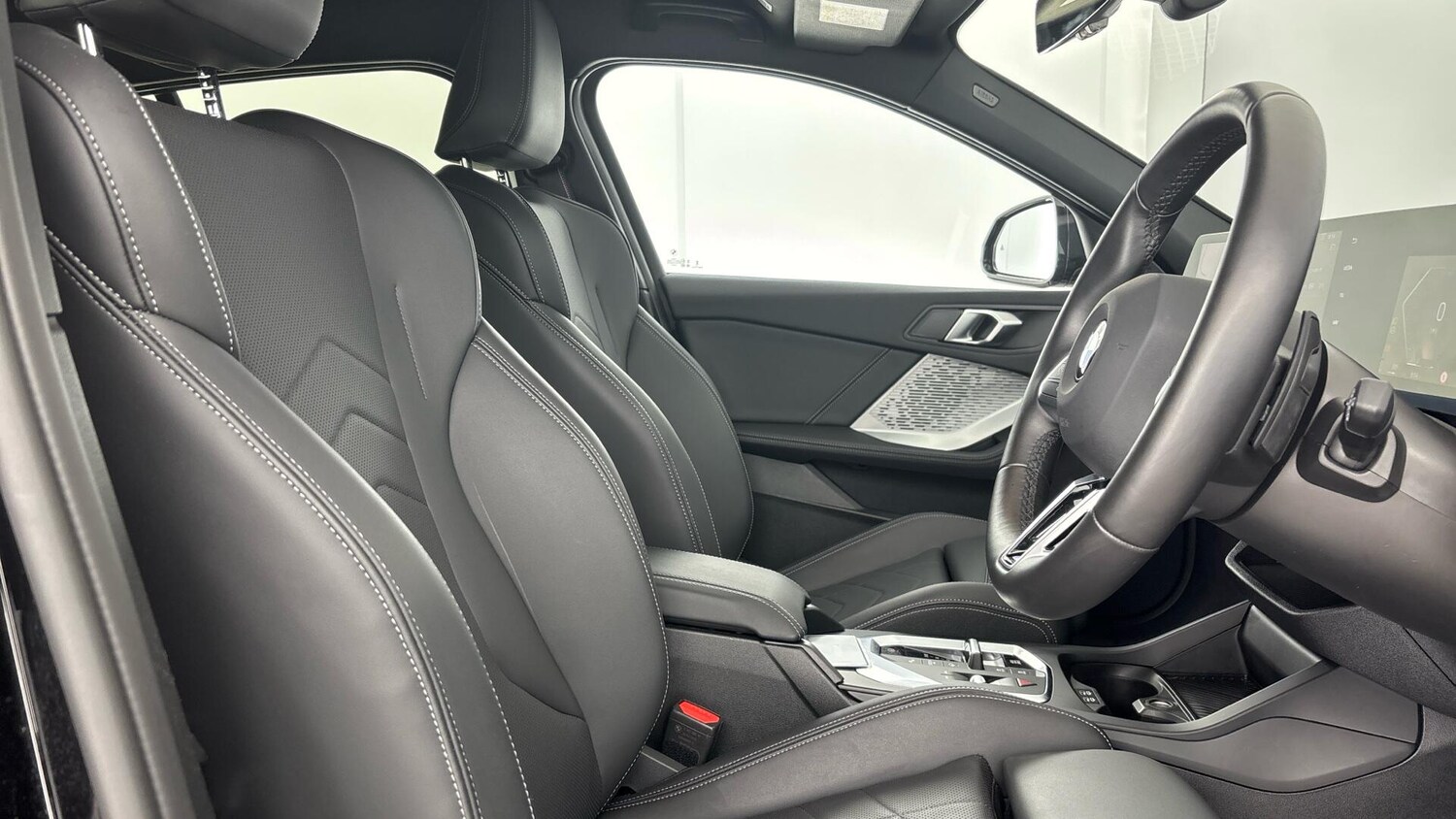 Used BMW 1 Series 2025 for sale - 76953115: Photo 11