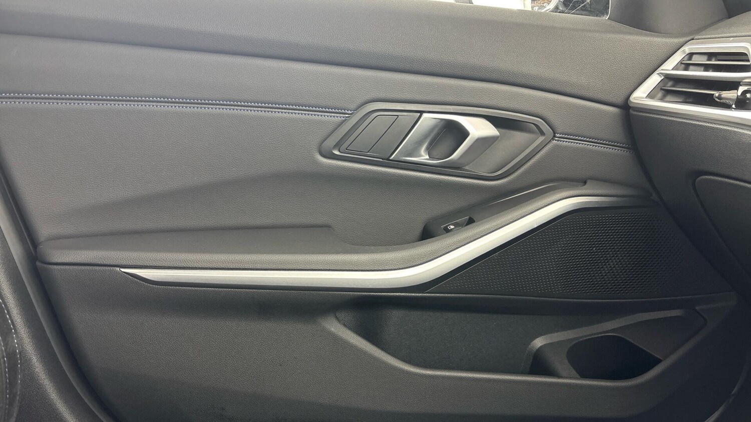 Used BMW 3 Series 2025 for sale - 76760107: Photo 35