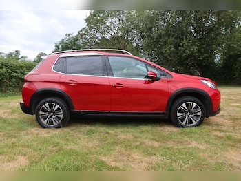 Used Peugeot 2008 2018 for sale - 79051229: Photo