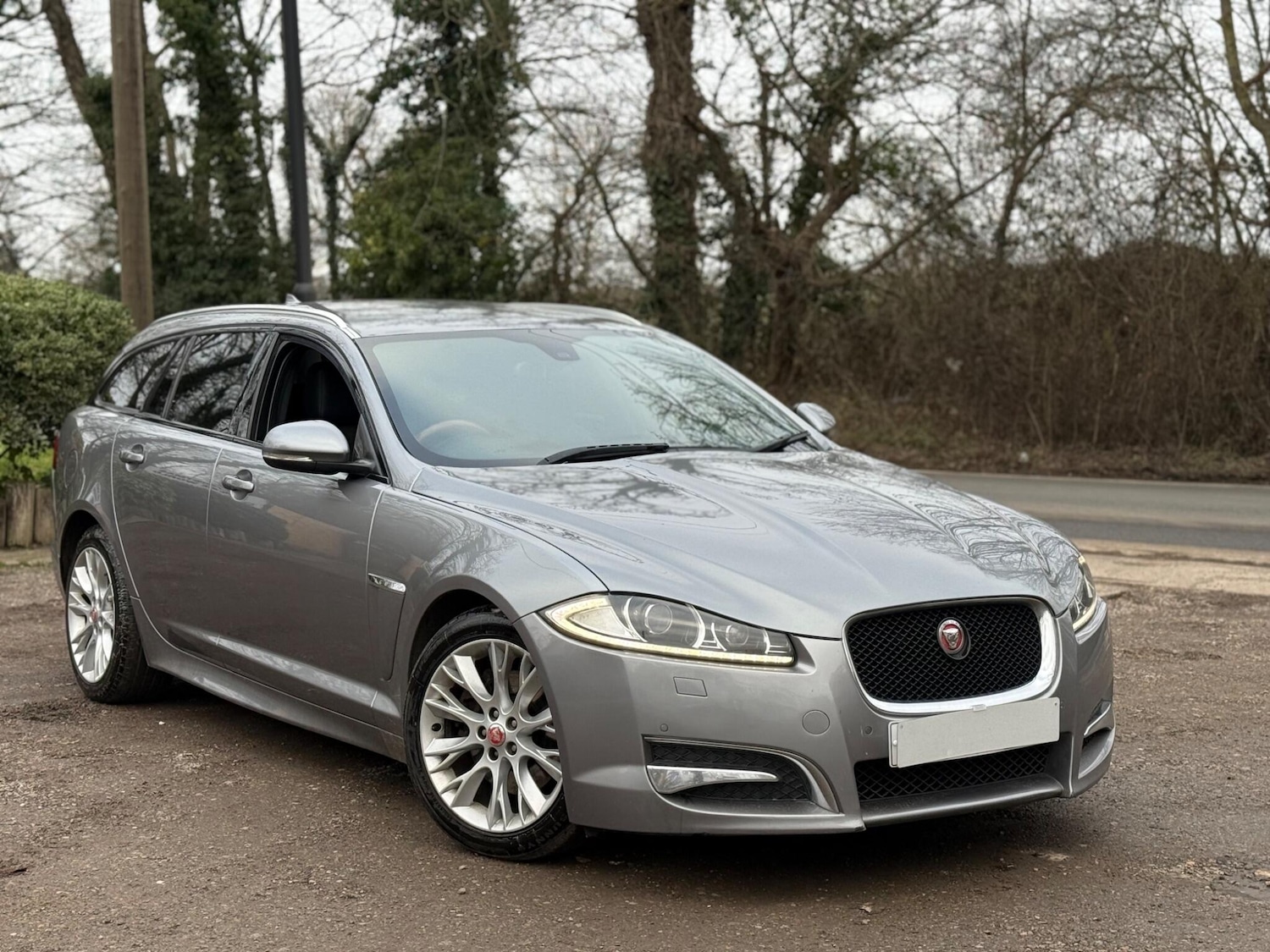 Used Jaguar XF 2013 for sale - 78043779: Photo 5