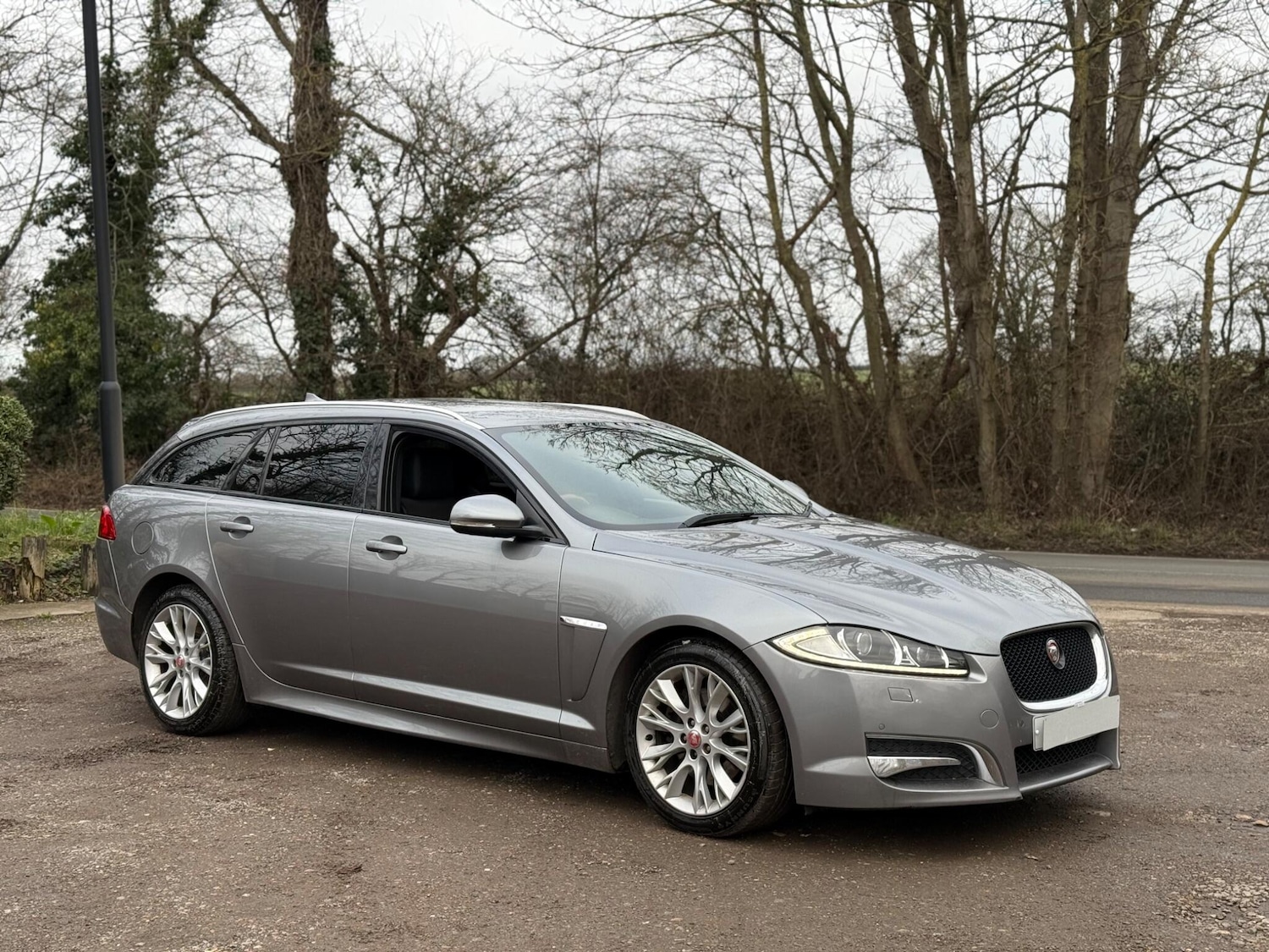 Used Jaguar XF 2013 for sale - 78043779: Photo 8