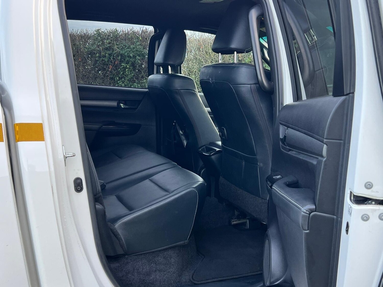 Used Toyota Hilux 2023 for sale - 77966454: Photo 9